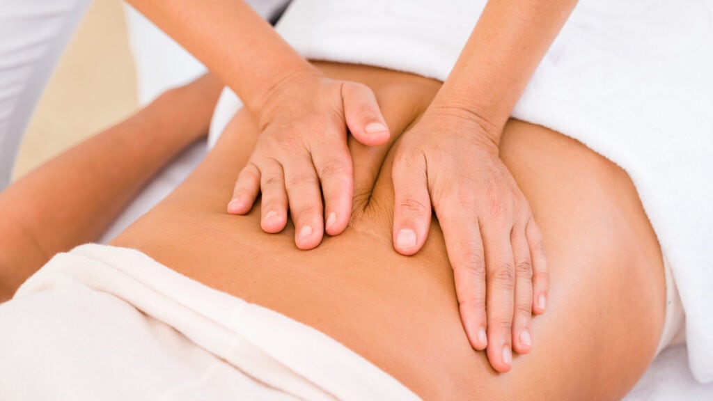 Manuelle Bauchbehandlung